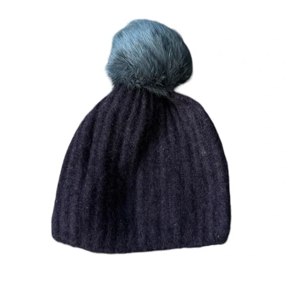 PURPLE  100% Cashmere beanie with rabbit fur pom-pom . RH | RESTORATION HARDWARE - Picture 6 of 6